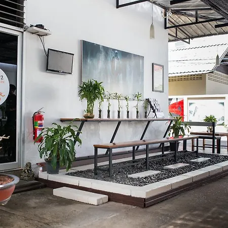 Zzhouse Hotel
